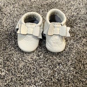 Freshly Picked weathered bow moccs